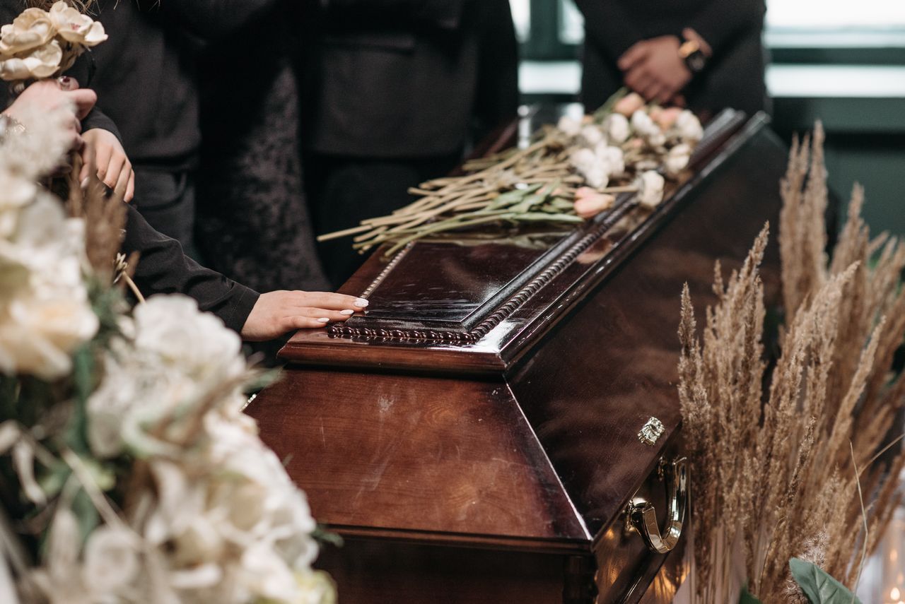 A Guide to Understanding Cremation Costs in Toronto Before You Get a Quote